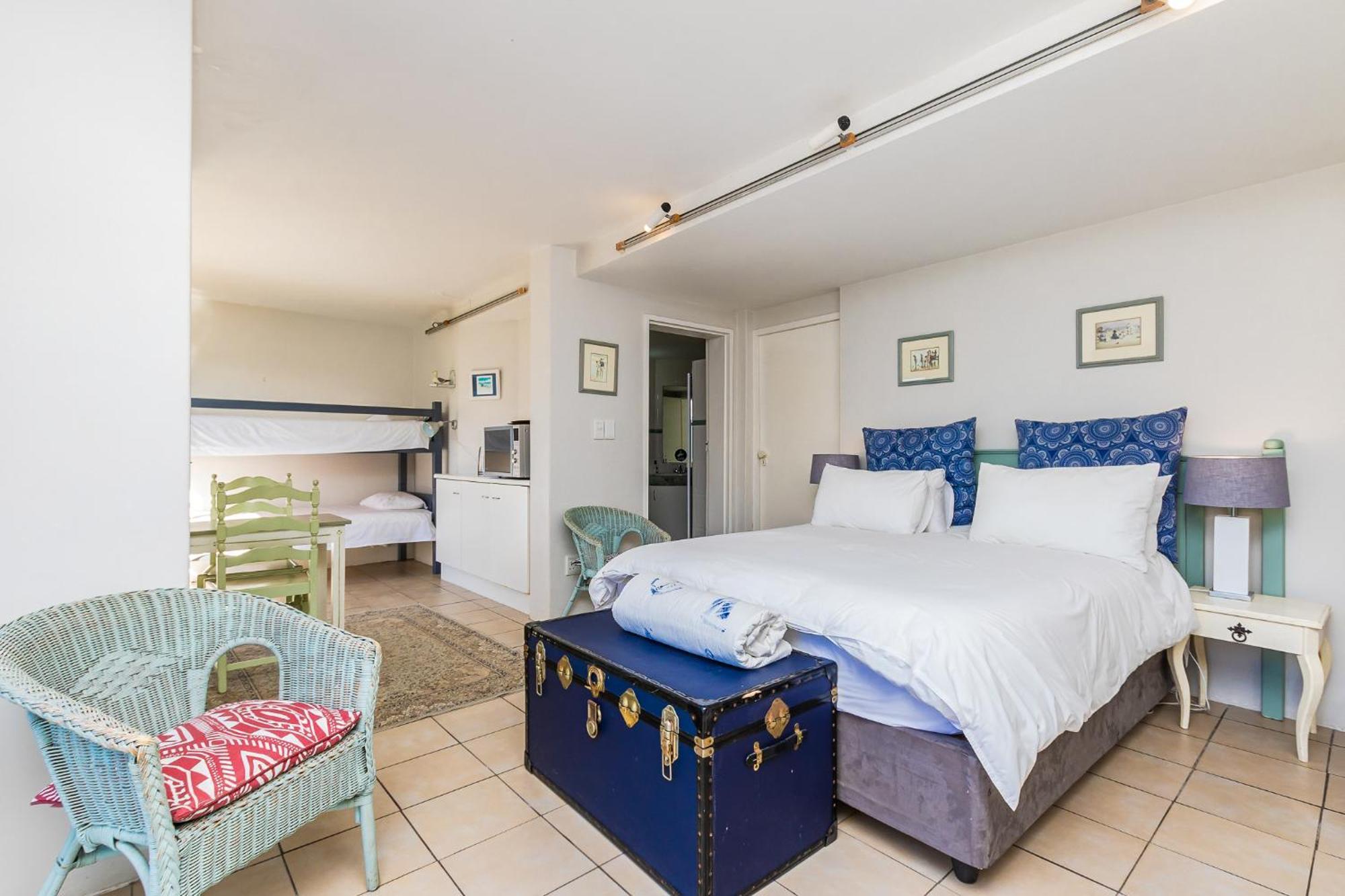 Admiralty Bed & Breakfast Bed & Breakfast Muizenberg Exterior photo